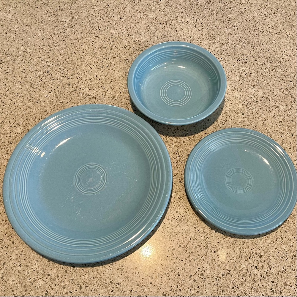 Fiesta Periwinkle 3 Piece Set - Picture 2 of 6